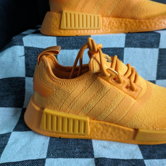 Adidas Originals NMD R1 Low Womens Running Boost Bright Orange Gv9439 1223 - Picture 9 of 12